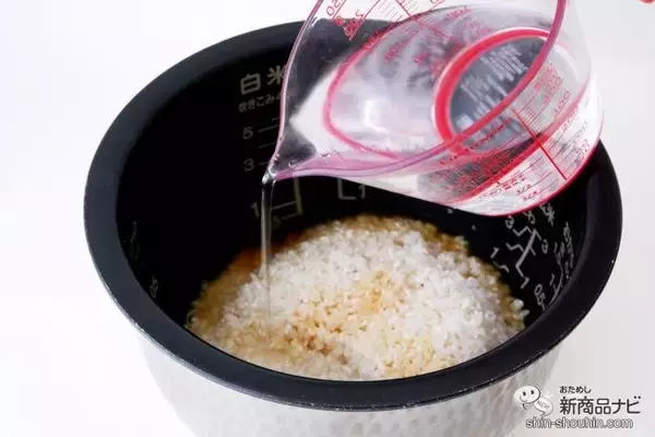 「冬が旬！ 国産ほたての歯ごたえがたまらない『だしを愉しむ ほたてご飯の素』で贅沢な炊き込みごはんを」の画像