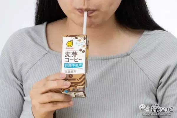 「あなたの好みはどっち？ 鳥取のご当地カフェ「すなば珈琲」とコラボした豆乳飲料＆砂糖不使用の豆乳飲料が全国発売！」の画像