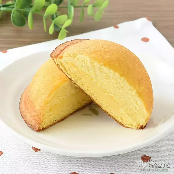 「『ファミリーマート・今週の新商品情報』ヨーグレット担当大絶賛！コラボフラッペ『ヨーグレットフラッペ』や『冷やして食べるフレンチクルーラー（ミルクホイップ）』ほか」の画像