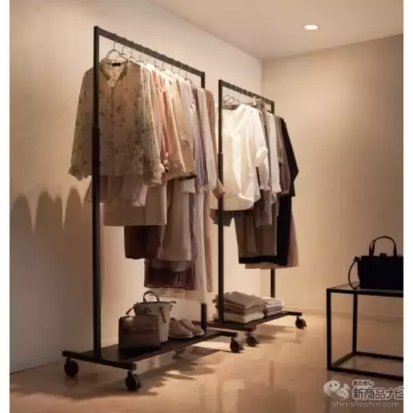 「部屋がまるでブティックのようになる『国産ストロングハンガーラック』！ 頑丈な国産技術で衣類をキレイに収納！」の画像