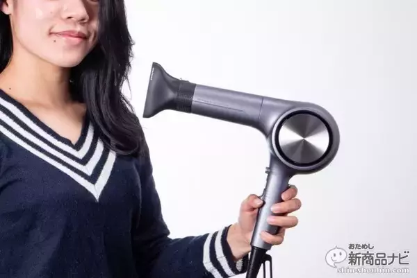 Viluxueux ヘアドライヤー FPD-1800』独自開発のスイングノズルで ヴィリュクス ヘアードライヤー FPD-1800