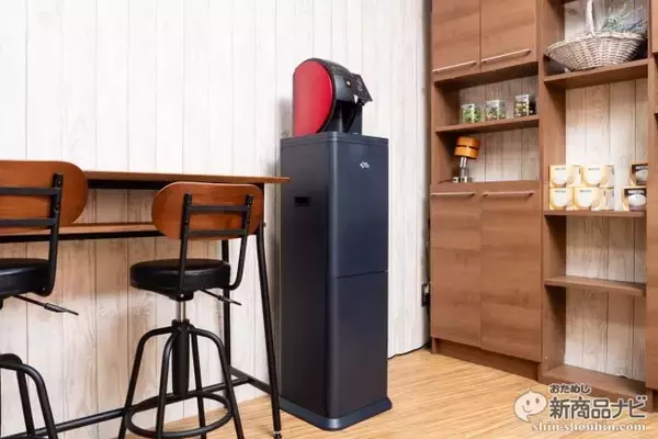 「コーヒーマシンとウォーターサーバーが融合！ネスレとアクアクララの一体型マシンが凄い」の画像