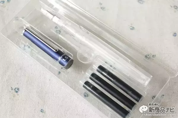 「美しいカリグラフィーが手軽に楽しめる万年筆『ハイエース ネオ クリア カリグラフィー』」の画像