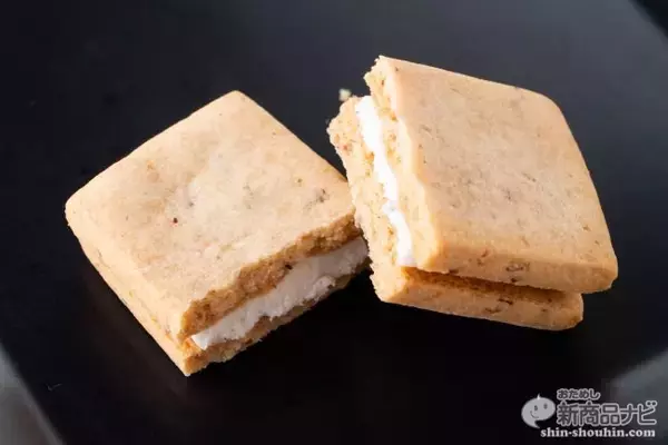 「嘘でしょ!? ビスケットにクリームが入っても糖質50％オフ!? 『SUNAO クリームサンド＜Wチョコレート＞＜アーモンド＆バニラ＞』」の画像