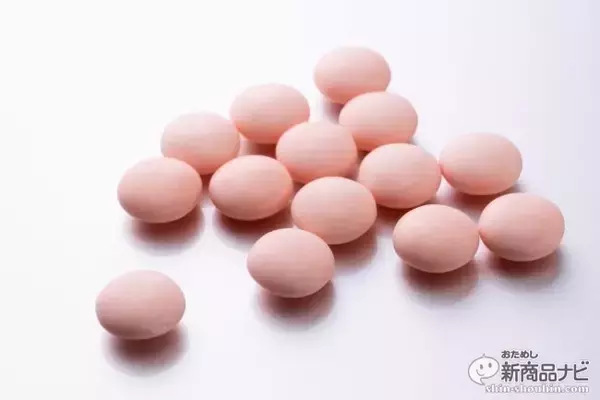 「甘酸っぱい恋のような味わいが楽しめる最新フレーバー『メントス　ピーチ』。パッケージにはあま～いメッセージ付き」の画像