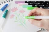 「形や太さが異なる３種類の水筆『TOMBOW WATER BRUSH』を使えば、水性マーカー「ABT」の表現の幅がもっと広がる！」の画像1