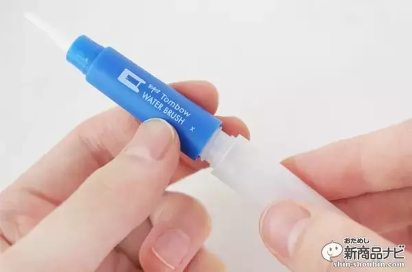 「形や太さが異なる３種類の水筆『TOMBOW WATER BRUSH』を使えば、水性マーカー「ABT」の表現の幅がもっと広がる！」の画像