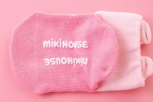 「日本製へのこだわり『ミキハウスのソックス＜ものづくり動画＞』公開！観ると誰かに贈りたくなるソックスの世界がここに！」の画像