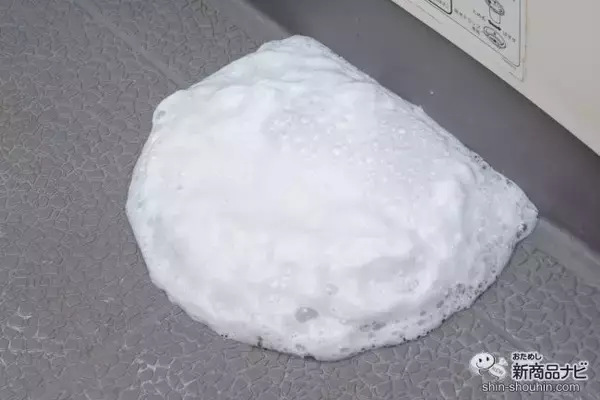 「お風呂やキッチンの排水口掃除はこれで決まり！強力発泡『浴室用・台所用 排水口クリーナー』」の画像