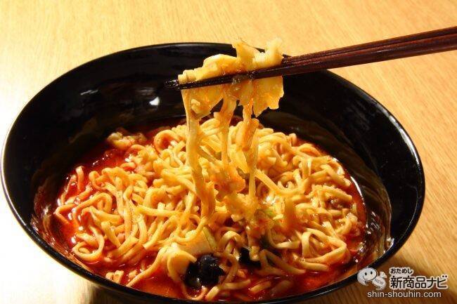 「蒙古タンメン」にチーズをかけてどうなるの!?  リニュ版『蒙古タンメン中本 チーズの一撃』を味わってみた