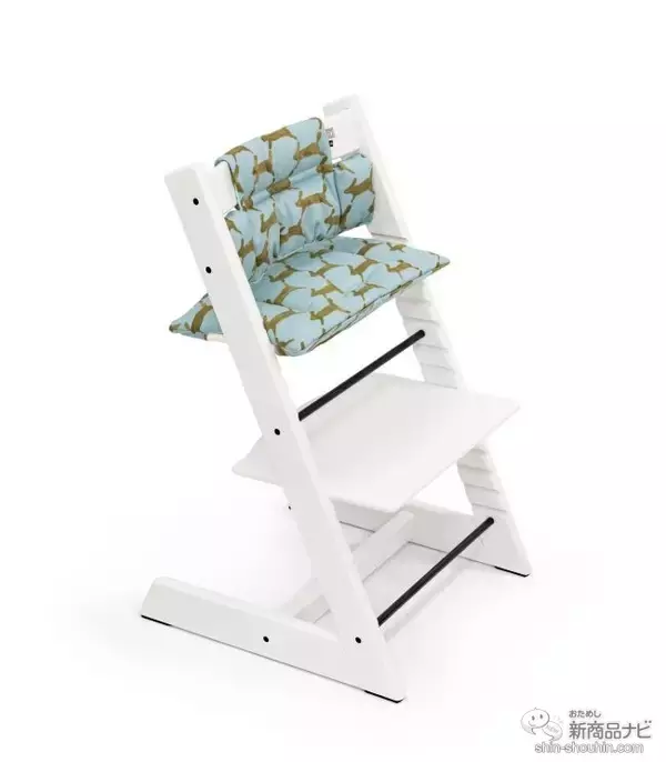 「北欧ベビーチェア「トリップ トラップ」が人気ブランド「ミナ ペルホネン」とコラボしたクッションを発売！」の画像