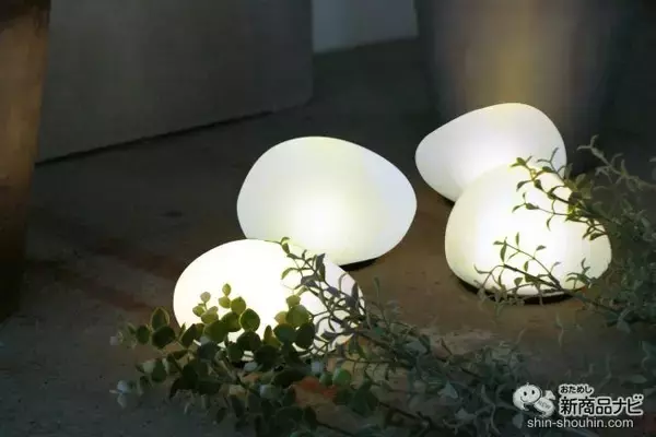 暗くなると自動で点灯！ 空間に優しく溶け込むおしゃれ照明器具『LED ソーラーストーン』の魅力に迫ってみた