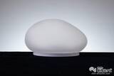 「暗くなると自動で点灯！ 空間に優しく溶け込むおしゃれ照明器具『LED ソーラーストーン』の魅力に迫ってみた」の画像3