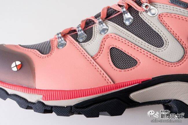 外出自粛が明けてアウトドアが楽しめる日が訪れたら使いたい！ 知る人ぞ知る老舗登山靴メーカー「キャラバン」の『C4_03』に、ポップでかわいいレディースカラーが新登場！