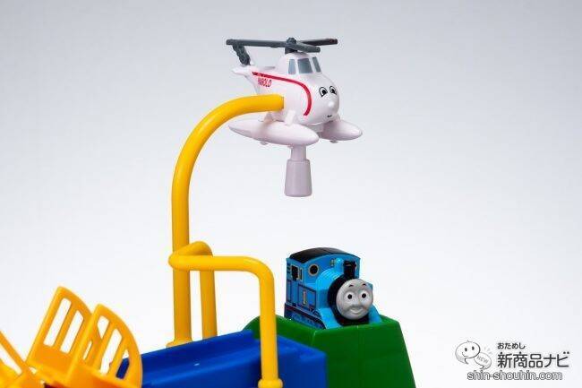 おうち遊びが充実！ 『きかんしゃトーマス　レッツゴー大冒険！』は指先から脳を鍛える知育玩具！