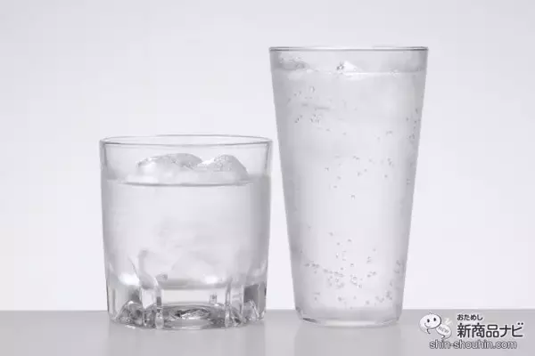 「ロックでも炭酸割りでも美味い！ すっきり飲みやすい、夏季限定『薩州 赤兎馬 20度』は暑い夏にオススメな焼酎」の画像