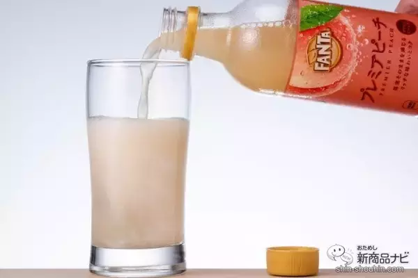 「【贅沢炭酸】すりつぶし桃ピューレ入り果汁13%『ファンタ プレミアピーチ』！」の画像