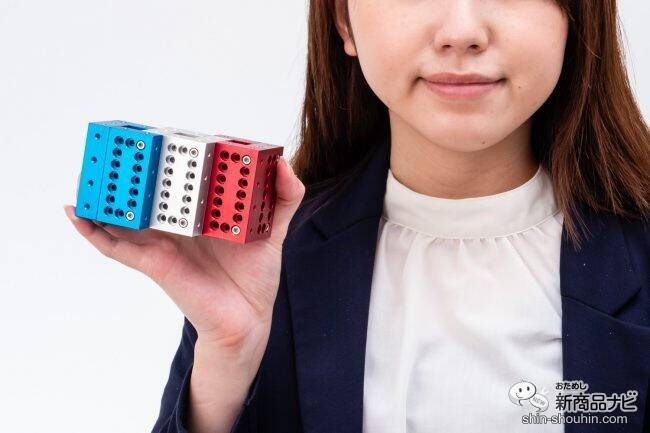 『アルブリック』は組み立て方自由自在！ 想像力と創造力が試される無限の可能性を秘めた金属製ブロックだ！