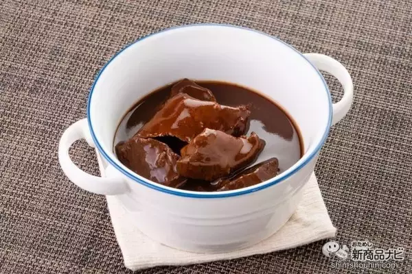 「水産メーカーが5年かけて開発した自信作！ とろける食感の『牛たんデミグラスソース缶詰』 が美味しすぎる」の画像