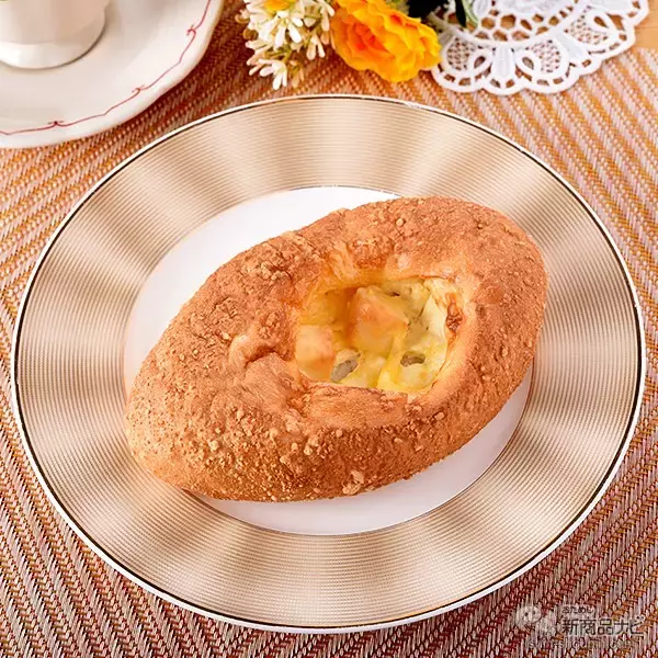 「『ファミリーマート・今週の新商品』和洋折衷スイーツ盛りだくさん！「モンブランどら」ほか」の画像