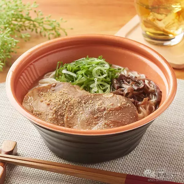 「『ファミリーマート・今週の新商品』和洋折衷スイーツ盛りだくさん！「モンブランどら」ほか」の画像