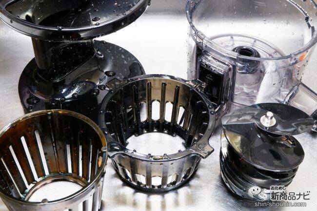 組み立てと洗浄が簡単！ 初めてでも使いやすい『ヒューロム スロージューサー アドバンスド100』でおいしいジュース生活を