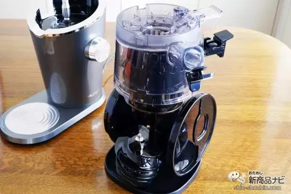 「組み立てと洗浄が簡単！ 初めてでも使いやすい『ヒューロム スロージューサー アドバンスド100』でおいしいジュース生活を」の画像