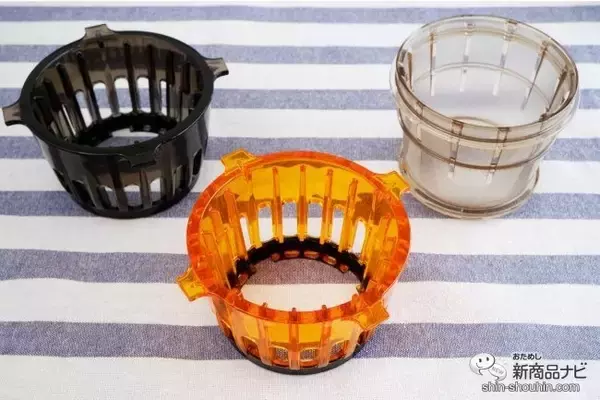 「組み立てと洗浄が簡単！ 初めてでも使いやすい『ヒューロム スロージューサー アドバンスド100』でおいしいジュース生活を」の画像