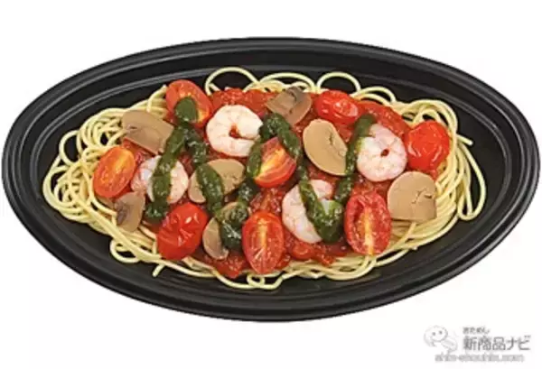 「『ミニストップ・今週の新商品』FF新メニュー『とよのか練乳いちごパフェ』『たっぷりいちごパフェ』や、『スフレプリン　イチゴ』など、苺づくし！」の画像