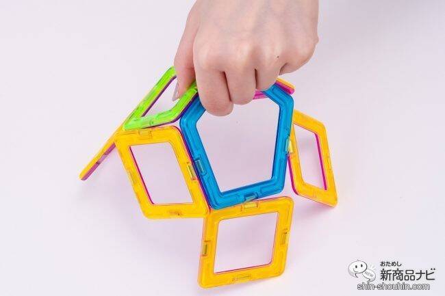 実際に走る！ 知育玩具『マグブロック くるまセット』で磁石のブロックをつなげて、色々な車をつくって動かそう！
