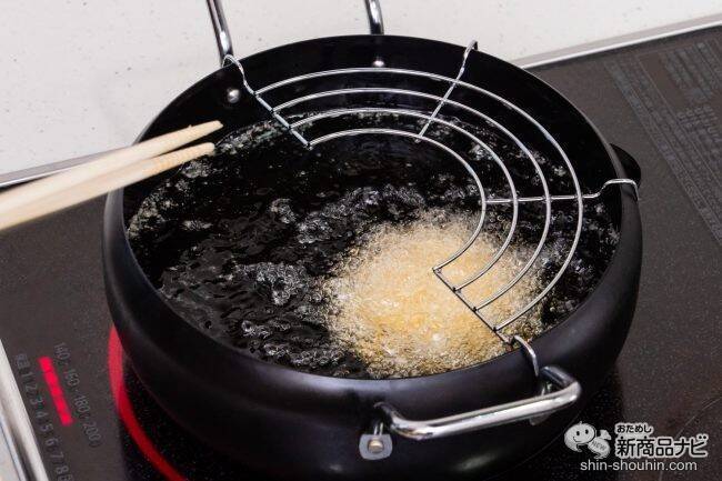 素材の味をそのままぎゅっ！ じゃがいもの優しい甘さを堪能できる『北海道産きたあかりのコロッケ』を食レポ