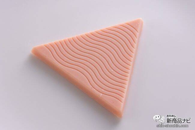 バレンタイン限定！世界のトップショコラティエ監修「奏-KANADE-」が贈る『国産苺タブレット』の美しさと美味しさに感嘆