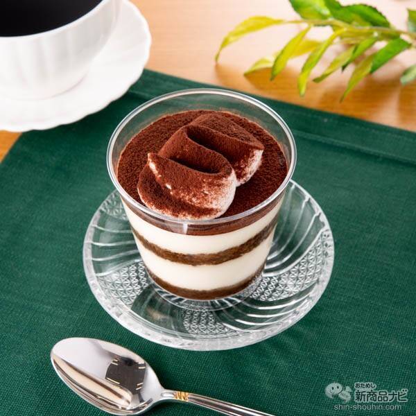 『ファミリーマート・今週の新商品』パン生地ボリュームアップ！「FAMIMA BAKERY（ファミマベーカリー）」のコッペパンリニューアル！