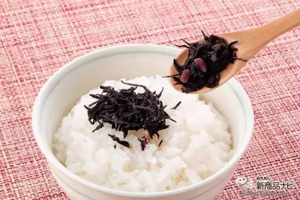 「美味しくて栄養豊富！ 身体に優しいご飯のお供は『しっとりふりかけ 梅ひじき』で決まり！」の画像