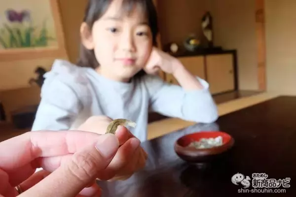 「甘くて食べやすい！ 煮干しの栄養をまるごと食べられる『カリッと小魚くん30ｇ』で手軽なカルシウム摂取習慣を身につけよう」の画像