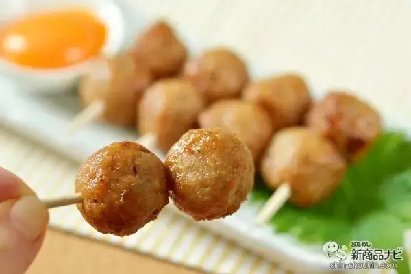 「【キャンペーン終了間近！ 】お家飲みに手軽で優秀な『しそ風味 国産鶏 鶏つくね串（照焼）』が期間限定で新発売！」の画像