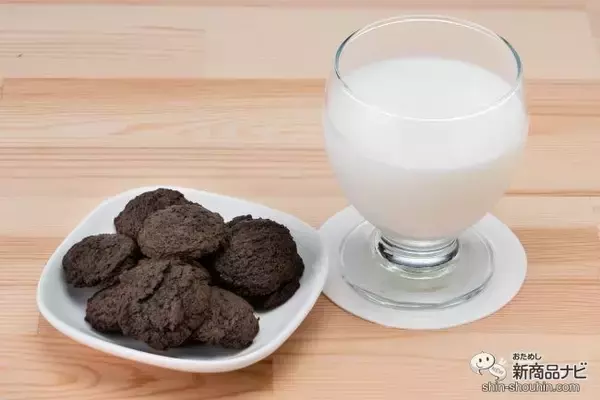「ダイエット中のおやつに！『matsukiyo LAB 糖質70％OFFビスケット 豆乳味・チョコレート味』で甘いもの欲を満たそう」の画像