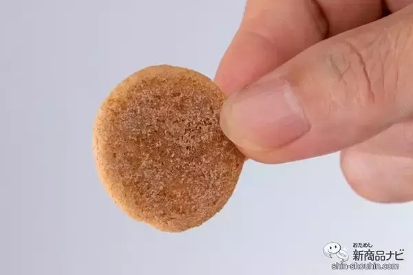 「マルシマの「まじめにおいしい」おやつシリーズ第1弾！ 選りすぐりの原材料を使用した『米粉せんべい　きな粉・生姜』が仲良くそろって新登場！」の画像