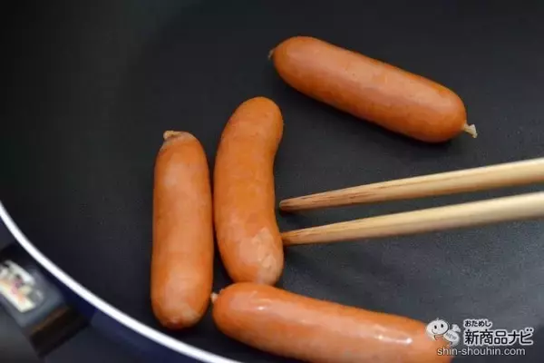 「フレーバーウインナー『やみつきになる』シリーズでお家飲み！ お酒色々ペアリングしてみよう♪」の画像