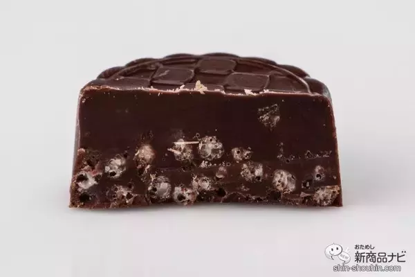 「見ても食べても幸せいっぱい！ クリスマス限定パッケージの『クリスマスファンシーチョコレート』で今年も大切な人とのひとときを」の画像