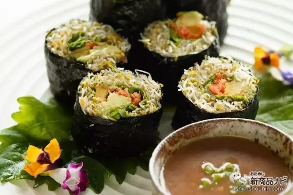 「自宅でカンタン、無添加アーモンドミルク！ 『ヒューロム スロージューサー H-AA』で美容と健康に注目のコールドプレスジュース生活を！」の画像