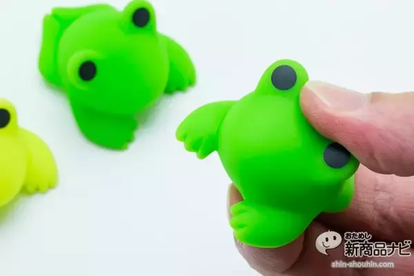「『かえる風呂』安全性にも配慮したカエルを湯船にぶちまけ”カエルまみれ”体験ができる過剰なる浴用おもちゃ！」の画像