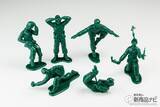 「戦闘力ゼロの兵士フィギュア『K.Y.SOLDIERS』が登場！ひょうきんなポーズ揃いで和む」の画像2