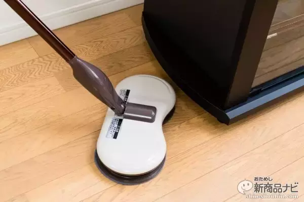 「半年で5万台以上も売れた『コードレス回転モップクリーナー』は水だけで雑菌99.9％除去！」の画像