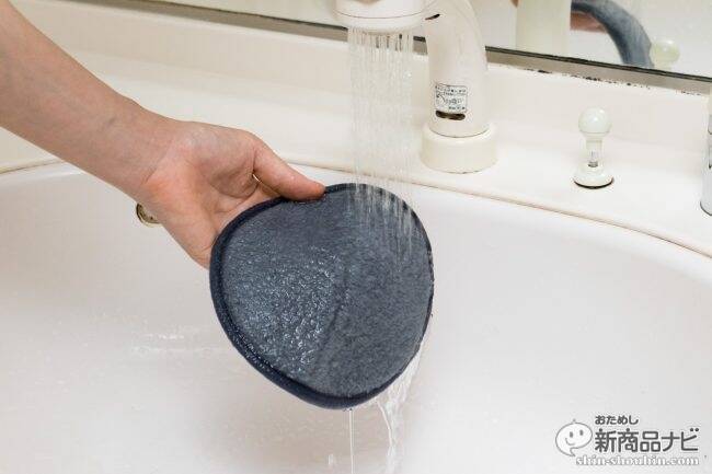 半年で5万台以上も売れた『コードレス回転モップクリーナー』は水だけで雑菌99.9％除去！