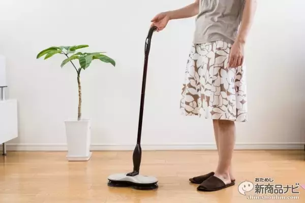 「半年で5万台以上も売れた『コードレス回転モップクリーナー』は水だけで雑菌99.9％除去！」の画像
