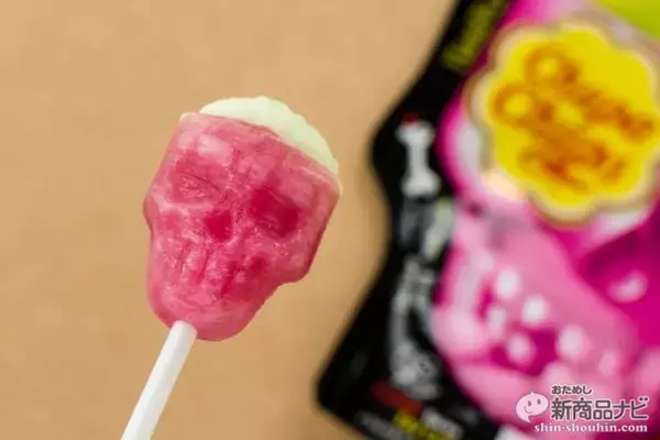 「頭蓋骨を脳ごとしゃぶる『チュッパチャプス スカル 3D』がセブン-イレブン限定でクレイジーに発売中」の画像