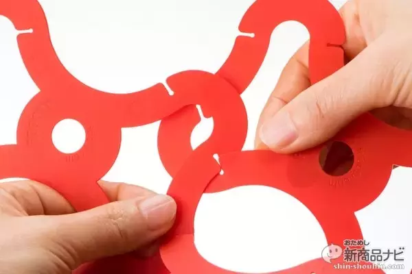 「『FOOOTY』オランダ発のフットボールとパズルを融合させた新機軸スポーツトイを遊び倒せ！」の画像