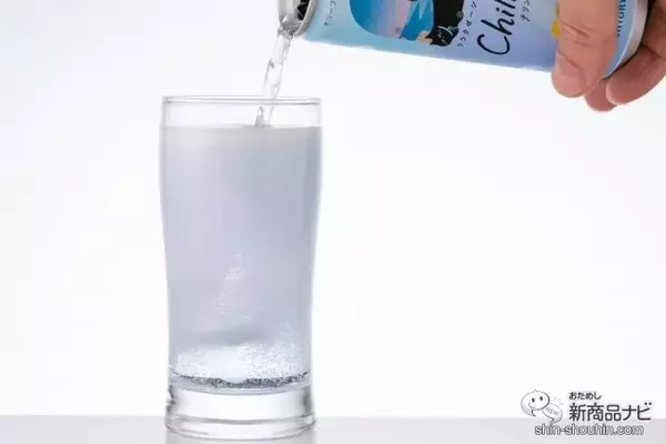 「【チル系ドリンク】好評につき全国発売！ 微炭酸飲料『Chilling-チリン- ピーチ＆ベリー/白ぶどう＆ライチ/レモン＆グレフル』でふニャ〜とリラックスしてみた」の画像