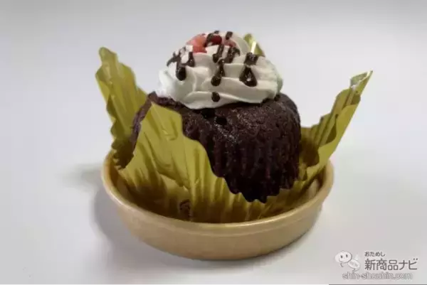 「【コンビニスイーツ9種レビュー】クリスマスにピッタリ！ おすすめのコンビニスイーツをご紹介！」の画像
